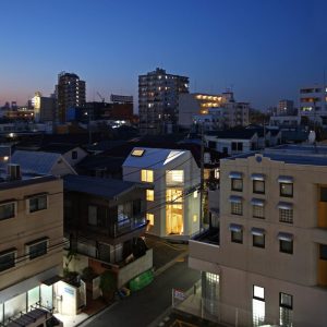 八幡山の二世帯住宅